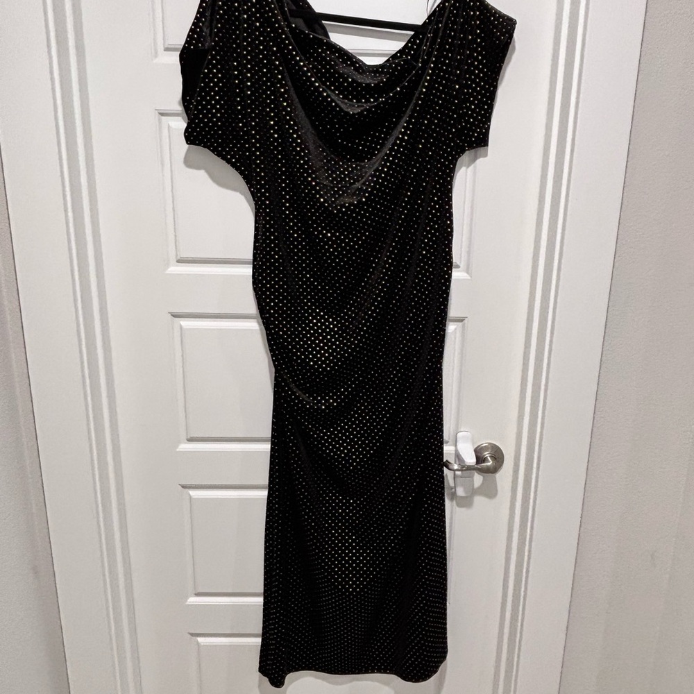 Chic One Shoulder Black Dress with Gold Accents